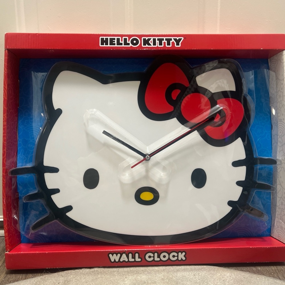 Sanrio Hello Kitty Large Wall Clock Large Brand New Analog Display 19” X 13”